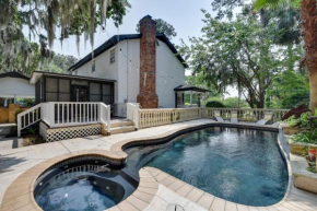 Chic Georgia Getaway with Pool and Deck, Near Beaches!